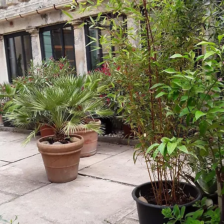 Le Clos Du Rouet Apartment *